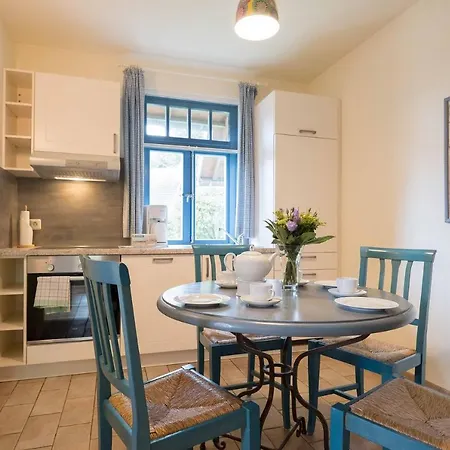 Ferienhaussiedlung Strandperlen Sanddornhof 5a * Wustrow (Fischland)