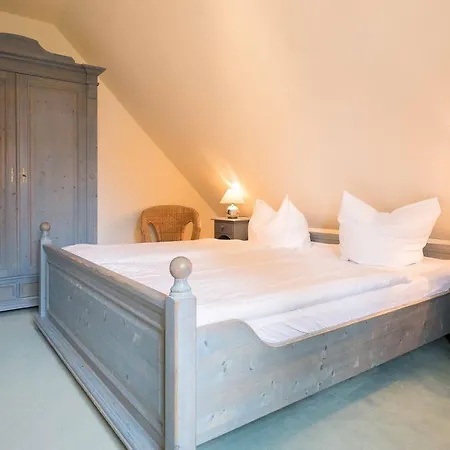 Ferienhaussiedlung Strandperlen Sanddornhof 5a * Wustrow (Fischland)